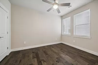 4819 Caroline Street #104, Houston, TX 77004 - Photo 12