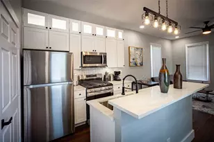 1613 Hickory St, Houston, TX 77007 - Photo 1