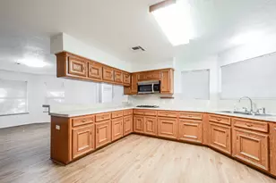 27 County Rd 3371, Cleveland, TX 77327 - Photo 14