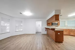 27 County Rd 3371, Cleveland, TX 77327 - Photo 6