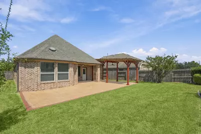 11022 Sarah Bluff Lane, Cypress, TX 77433 - Photo 34
