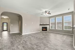 11022 Sarah Bluff Ln, Cypress, TX 77433 - Photo 12