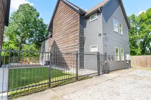 3424 Tuam St, Houston, TX 77004 - Photo 8
