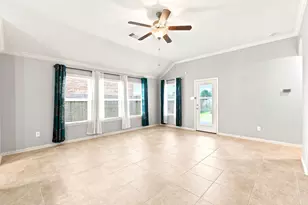 15715 Windsor Bluff Dr, Cypress, TX 77429 - Photo 24