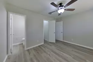4427 Oakside Dr, Houston, TX 77053 - Photo 6