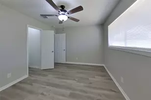 4427 Oakside Dr, Houston, TX 77053 - Photo 8