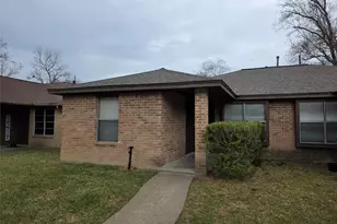 1617 Hazelwood St, Conroe, TX 77301 - Photo 2