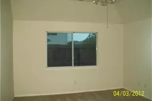 4702 Daisy Meadow Dr, Katy, TX 77449 - Photo 4