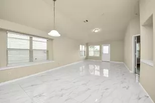 8602 Gander Bayshore Ln, Houston, TX 77040 - Photo 16