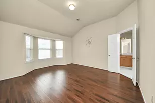 8602 Gander Bayshore Ln, Houston, TX 77040 - Photo 18