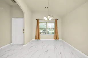 8602 Gander Bayshore Ln, Houston, TX 77040 - Photo 12
