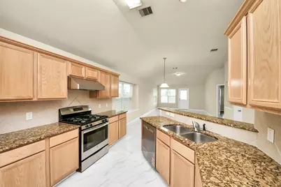 8602 Gander Bayshore Lane, Houston, TX 77040 - Photo 22