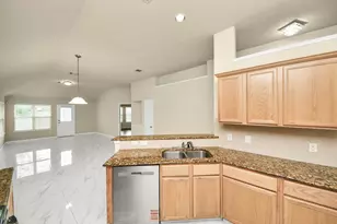 8602 Gander Bayshore Ln, Houston, TX 77040 - Photo 14