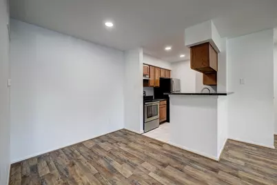 11201 Lynbrook Drive #3818, Houston, TX 77042 - Photo 2