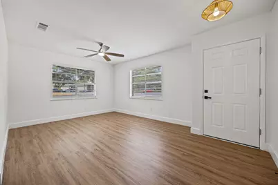 2804 Saint Edwards Circle, Austin, TX 78704 - Photo 4