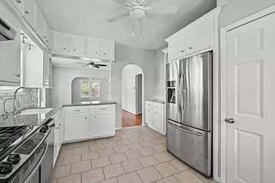 4035 Michaux Street, Houston, TX 77009 - Photo 10