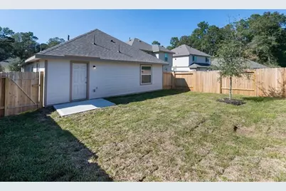 2521 North Lina Court, Conroe, TX 77301 - Photo 2