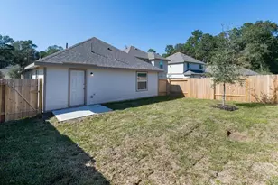 2521 N Lina Ct, Conroe, TX 77301 - Photo 2