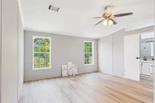 12418 N Lake Houston Pkwy, Houston, TX 77044 - Photo 18