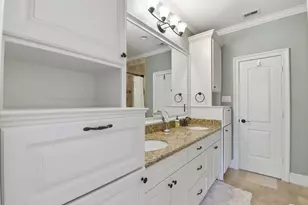 1020 W 22nd St, Houston, TX 77008 - Photo 44