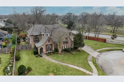 7702 Old Tree Court, Sugar Land, TX 77479 - Photo 8