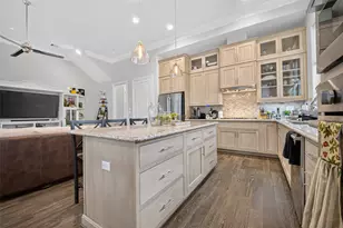 2703 Kinsley Oaks Dr, Houston, TX 77007 - Photo 10
