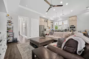 2703 Kinsley Oaks Dr, Houston, TX 77007 - Photo 8