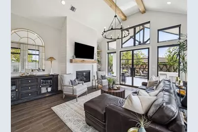 8553 Montridge Drive, Houston, TX 77055 - Photo 12