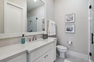 8553 Montridge Dr, Houston, TX 77055 - Photo 22