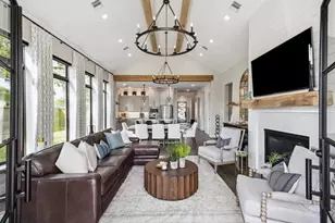 8553 Montridge Dr, Houston, TX 77055 - Photo 14