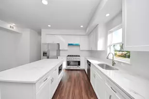 611 E 39th St, Houston, TX 77022 - Photo 12