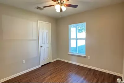 1205 15th St, Hempstead, TX 77445 - Photo 10