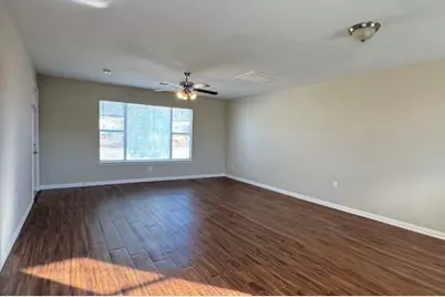 1205 15th St, Hempstead, TX 77445 - Photo 18