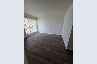 2820 S Bartell Drive #13, Houston, TX 77054 - Photo 4