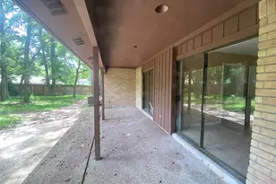 24600 Darkwood Ct, Huntsville, TX 77320 - Photo 28