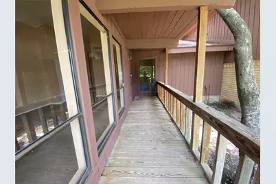 24600 Darkwood Court, Huntsville, TX 77320 - Photo 6