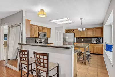 2205 S Mission Circle, Friendswood, TX 77546 - Photo 12