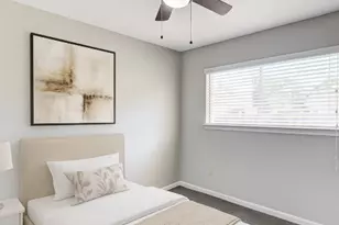 15914 Timber Valley Dr, Houston, TX 77070 - Photo 8