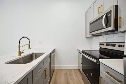 4613 Indie Heights Lane #B, Houston, TX 77018 - Photo 2