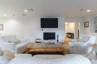 7823 Fairdale Lane, Houston, TX 77063 - Photo 18