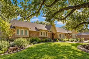 7823 Fairdale Ln, Houston, TX 77063 - Photo 46