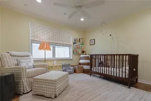 7823 Fairdale Ln, Houston, TX 77063 - Photo 32
