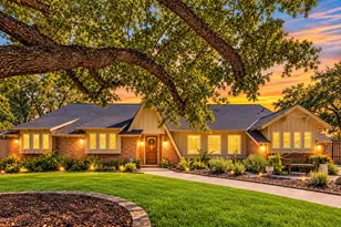 7823 Fairdale Ln, Houston, TX 77063 - Photo 1