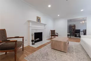 7823 Fairdale Ln, Houston, TX 77063 - Photo 8