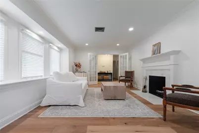 7823 Fairdale Lane, Houston, TX 77063 - Photo 4