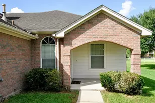 8715 Charity St, Needville, TX 77461 - Photo 2