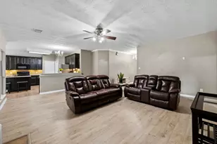 8218 Shady Ace Ln, Humble, TX 77346 - Photo 6