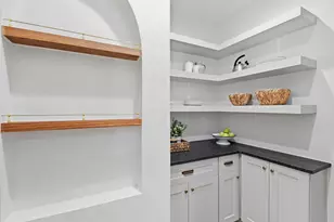 1202 Aurora St, Houston, TX 77009 - Photo 20
