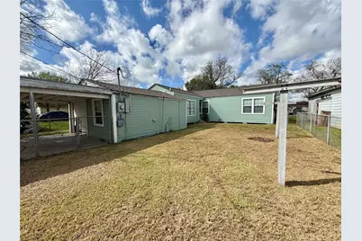 1427 W 7th Street, Freeport, TX 77541 - Photo 26