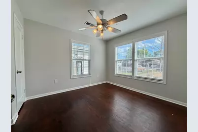 1427 W 7th Street, Freeport, TX 77541 - Photo 16